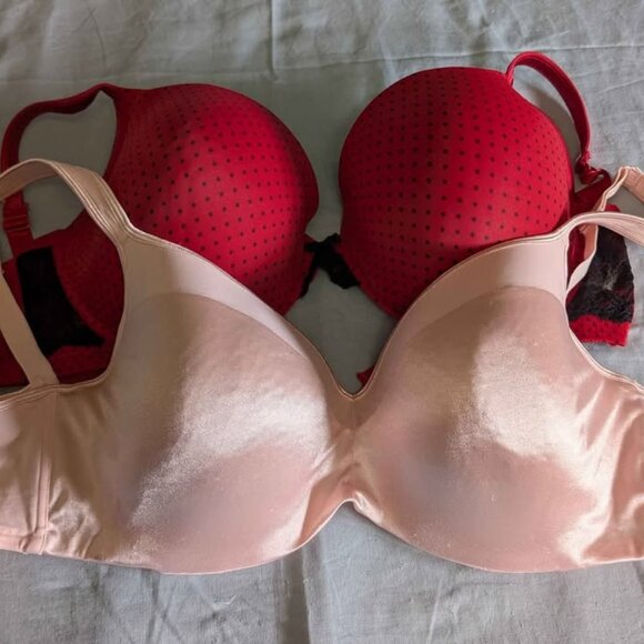 2 Voglio Bras - Size 46DDD - Discounted Shipping! - Picture 1 of 8